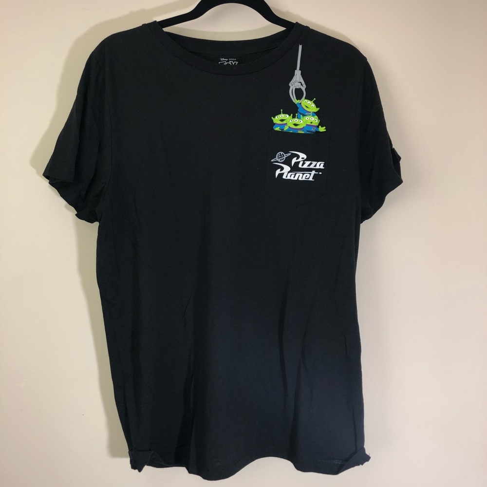 COPY - Pizza planet T-shirt with pocket